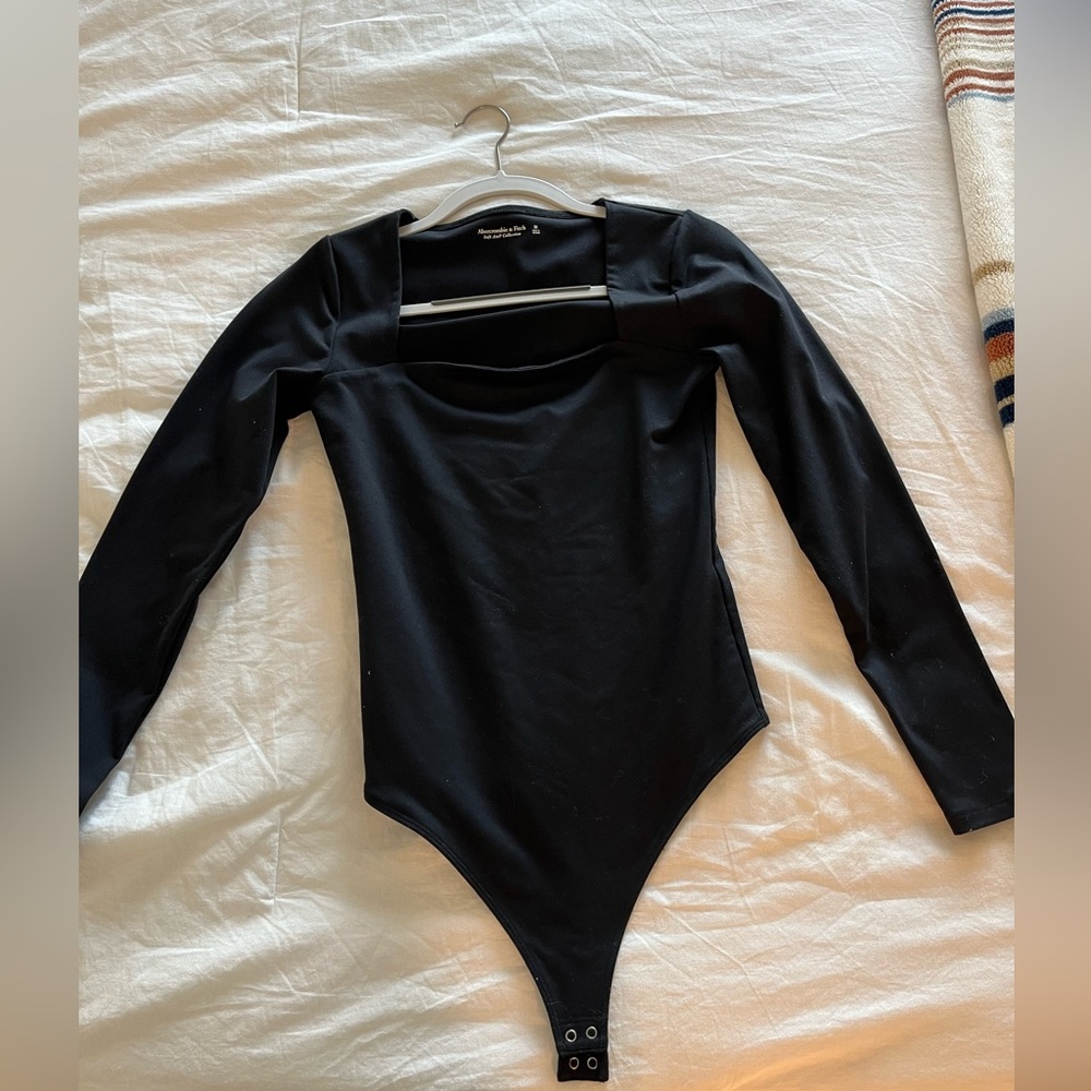 Abercrombie and Fitch Cotton Blend Seamless Body Suits - Picture 5 of 5